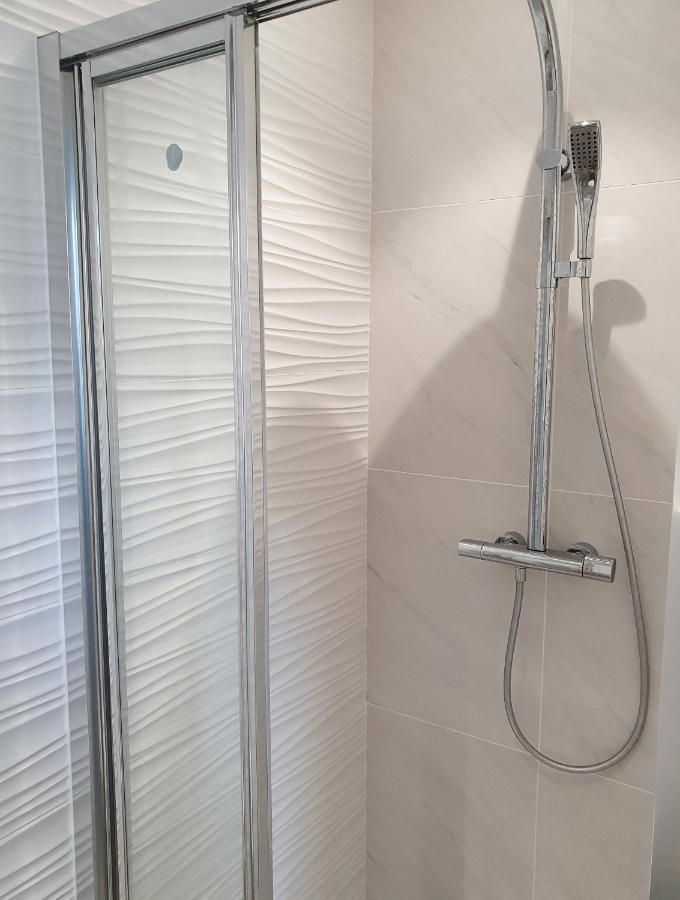 Exigehome - Chambre D'Hote Avec Jacuzzi Et Jardin Paysage, Partage Orgeval  Eksteriør billede